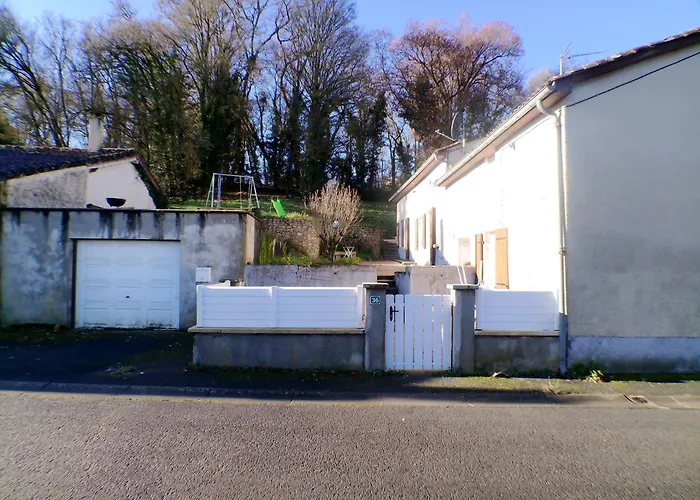 Apartamento De Monas T2 40 M2 Confort Civaux